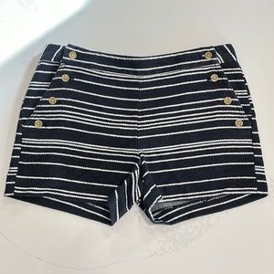 Banana Republic woven shorts size 4